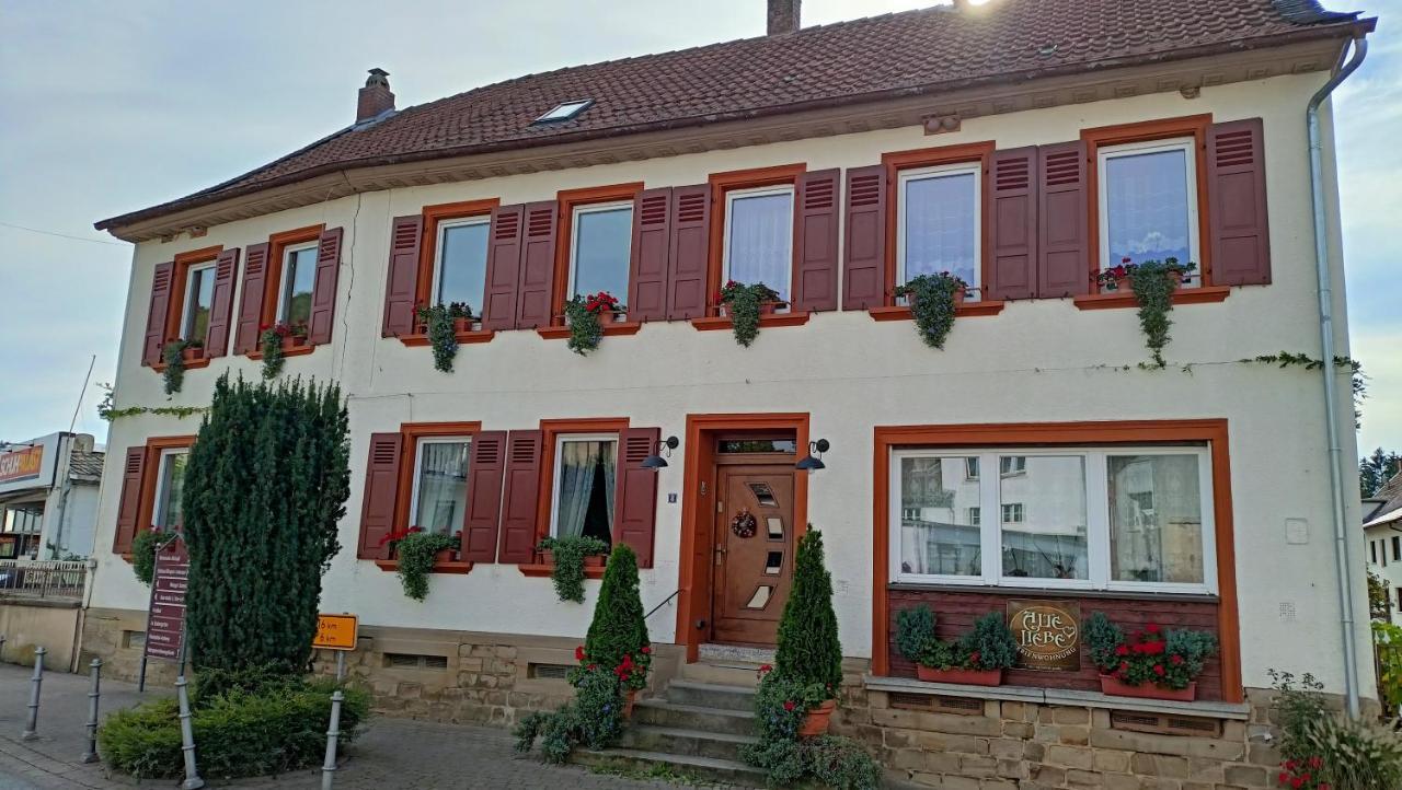 Urlaub Mit Charme In Der Kleinsten Stadt Der Pfalz. Obermoschel Luaran gambar